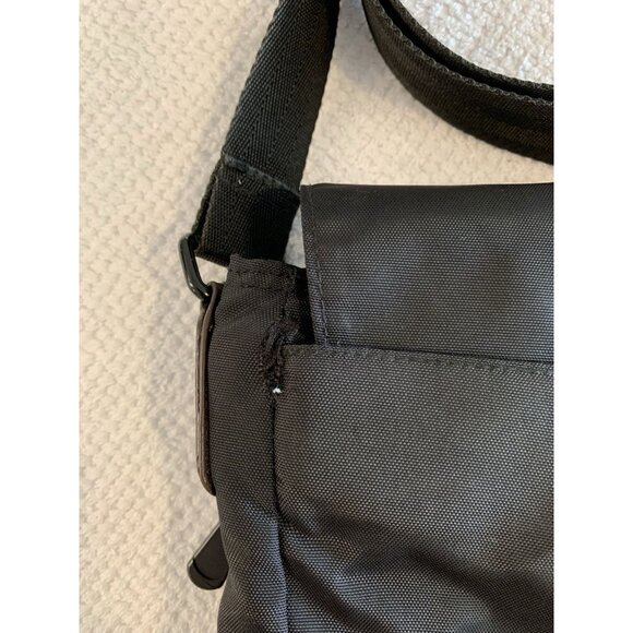 Derek Alexander Leather Nylon Crossbody Bag Black Brown Travel Organizer Zippers - Picture 3 of 11